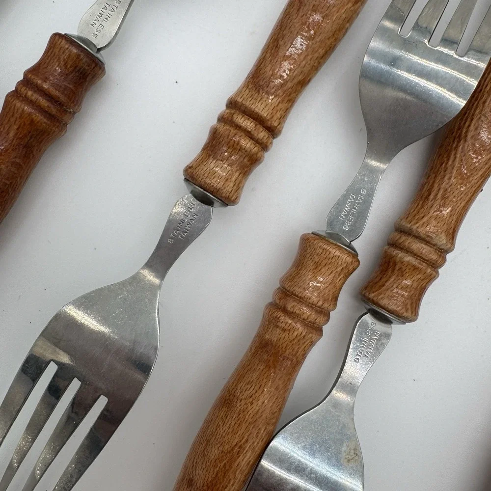 VTG Lifetime Cutlery Old Homestead Stainless Wood Handle Flatware Set 43‎ Pcs